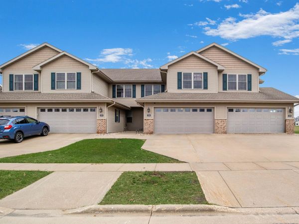 1028 20th Street, Unit 3, Prairie Du Sac, WI 53578