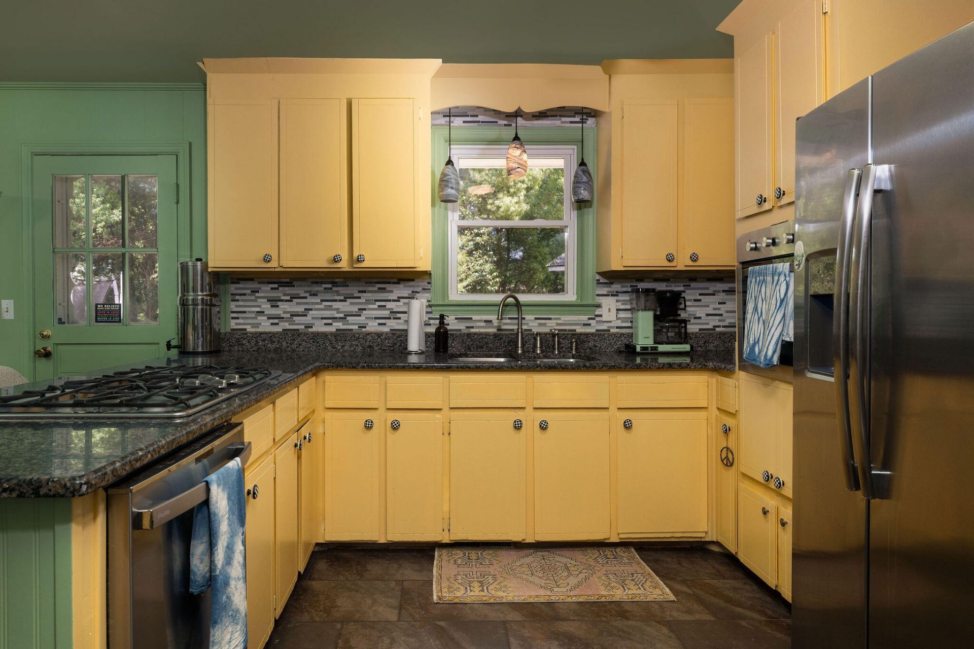 18 Carson Drive Photo 18