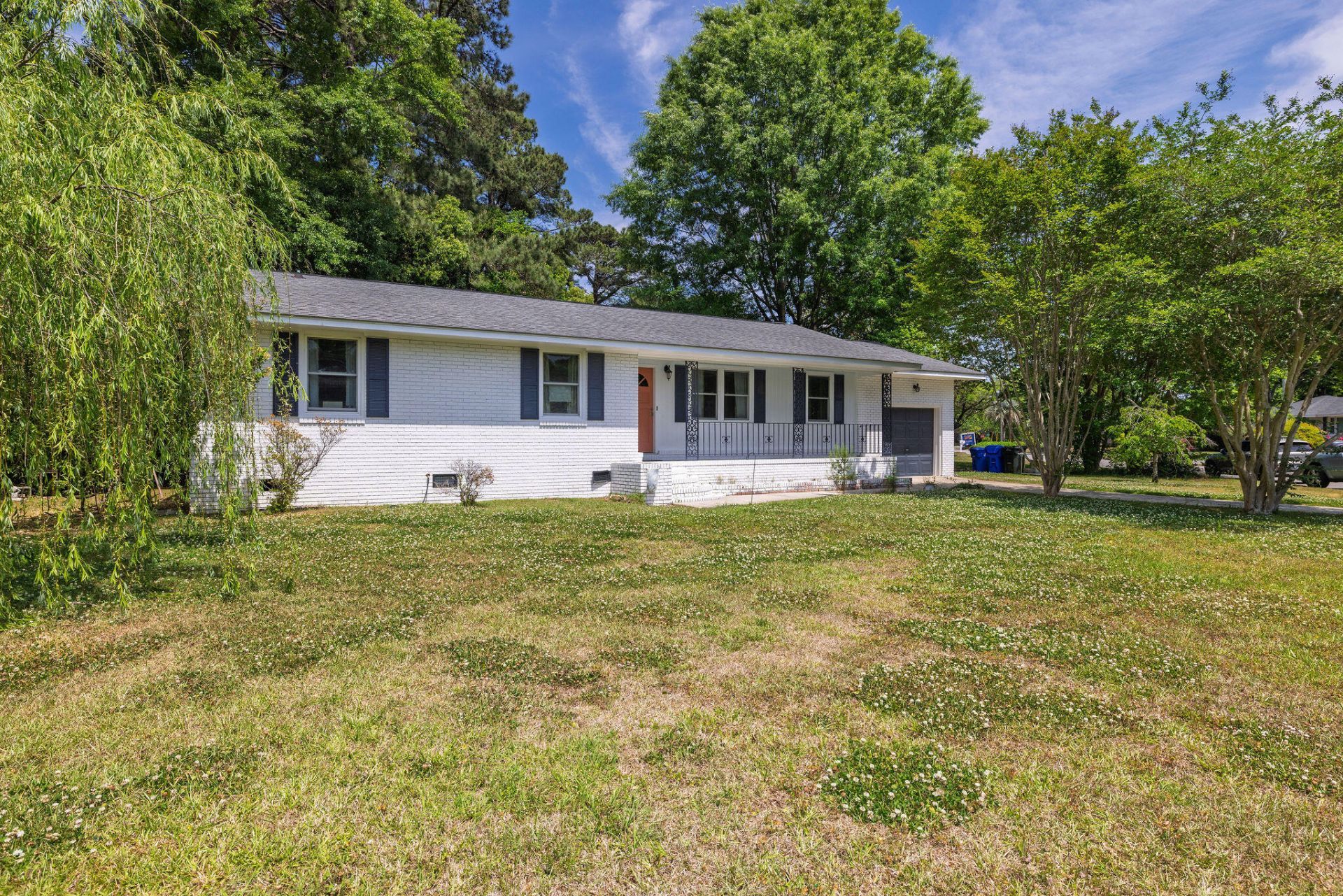 18 Carson Drive Photo 36