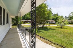 18 Carson Drive photo 4