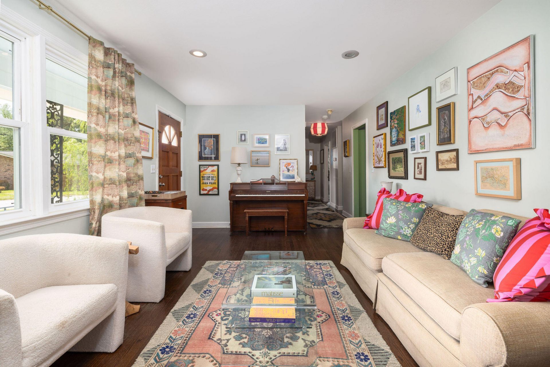 18 Carson Drive Photo 6