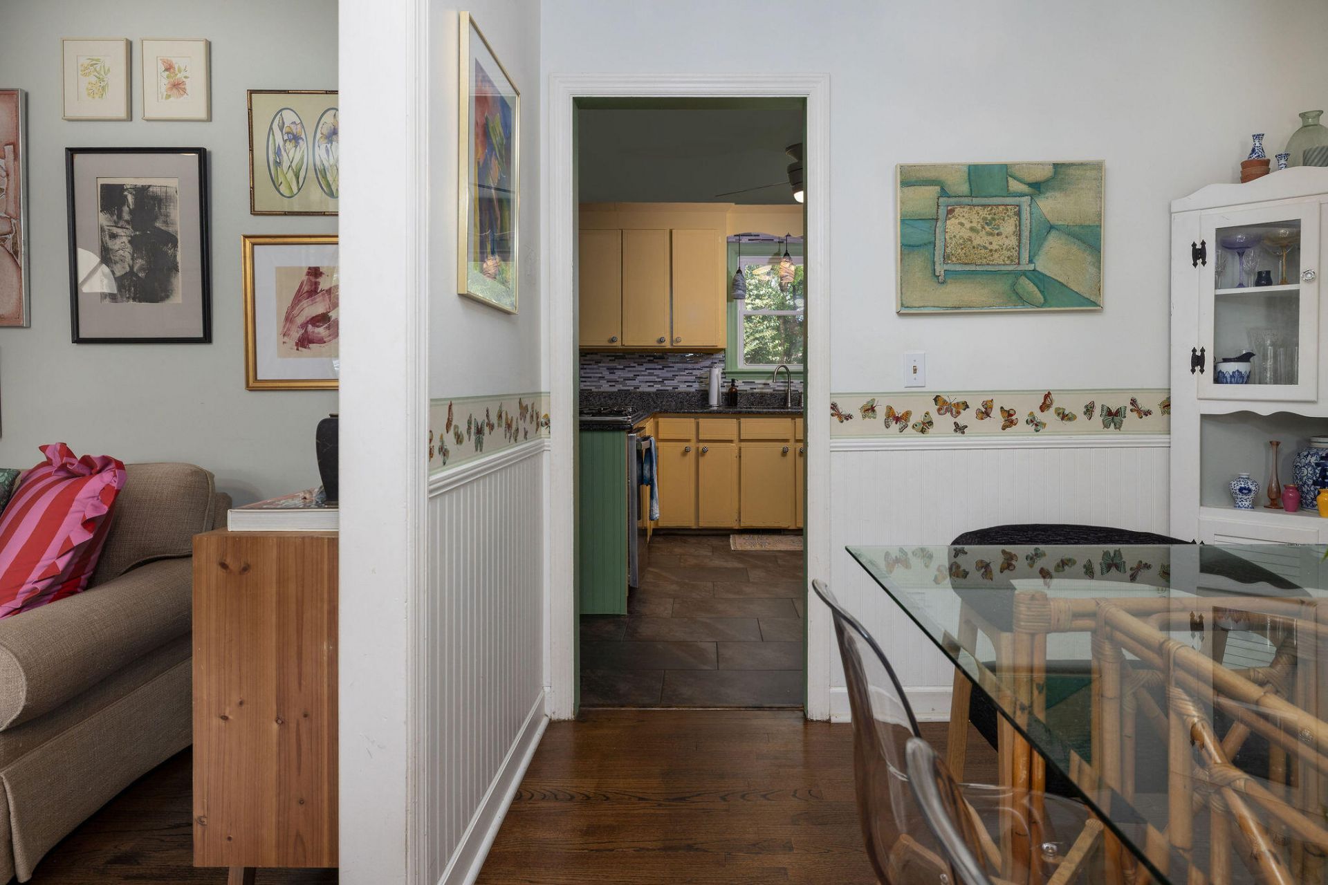 18 Carson Drive Photo 9