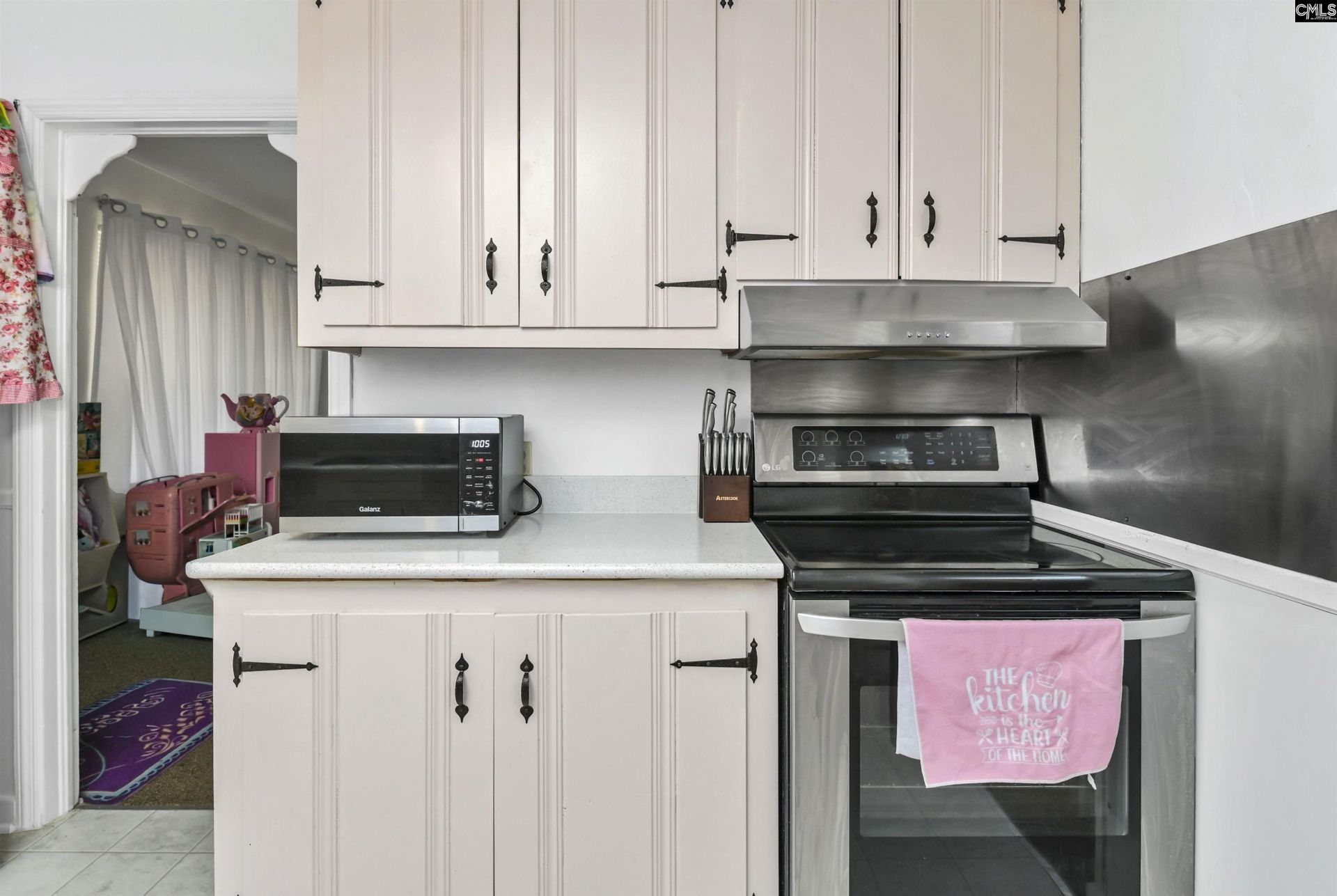 1841 Winsor Hills Drive  Photo 11