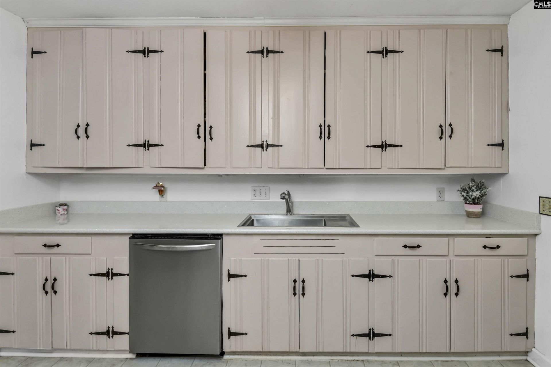 1841 Winsor Hills Drive  Photo 13