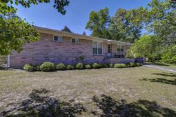 1841 Winsor Hills Drive  photo 4