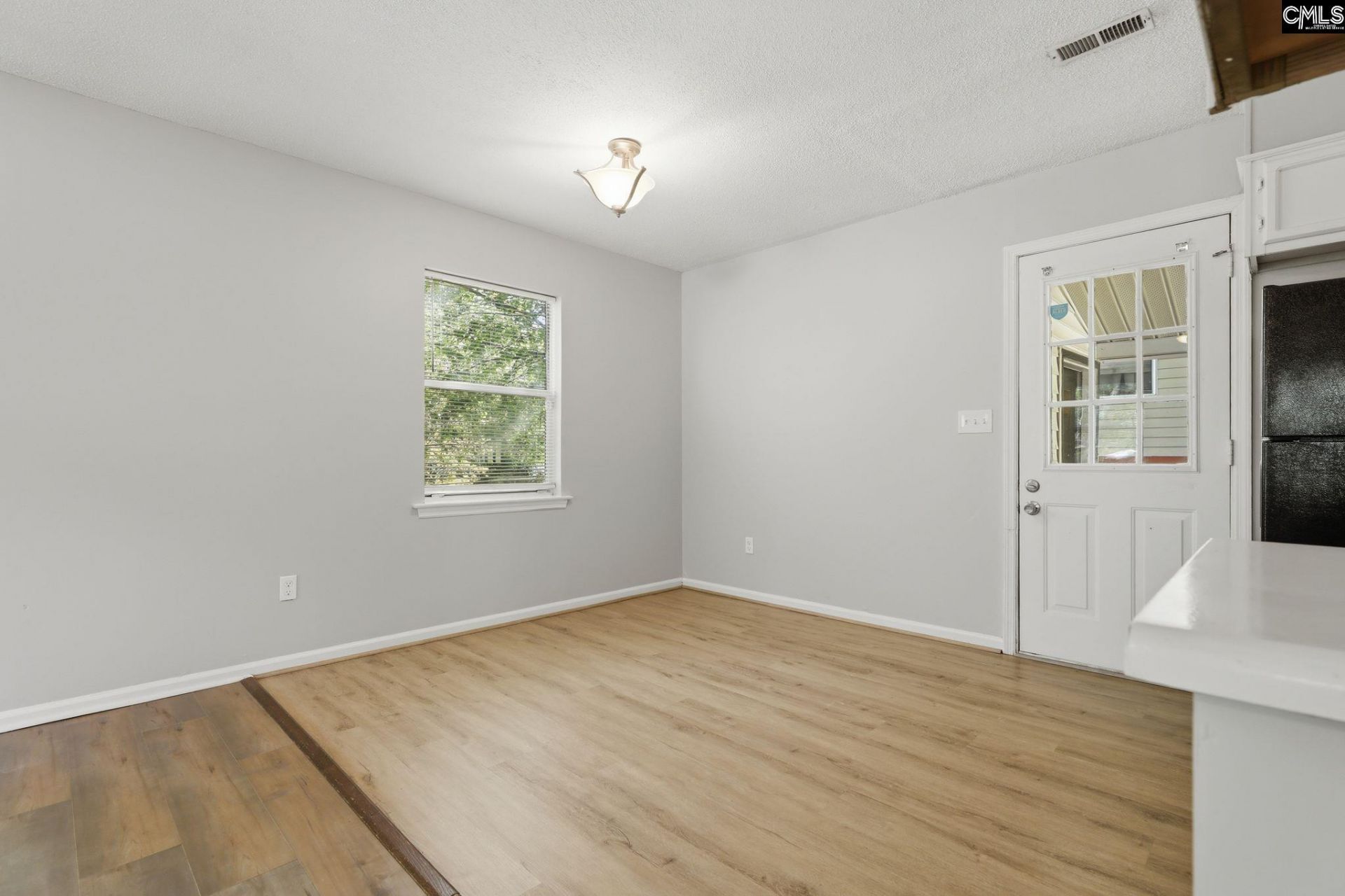 127 Celestial Street  Photo 24