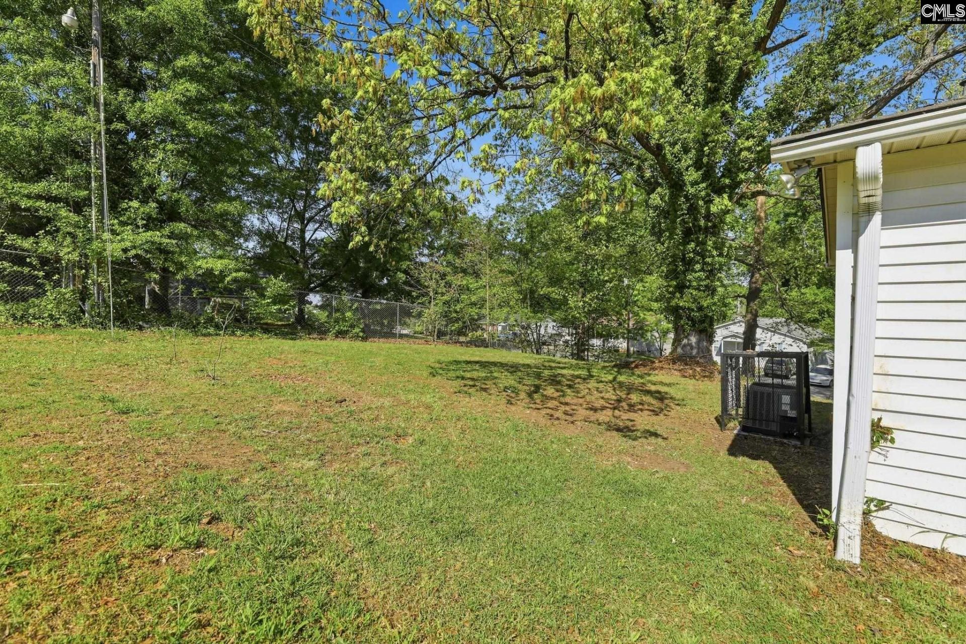 127 Celestial Street  Photo 5