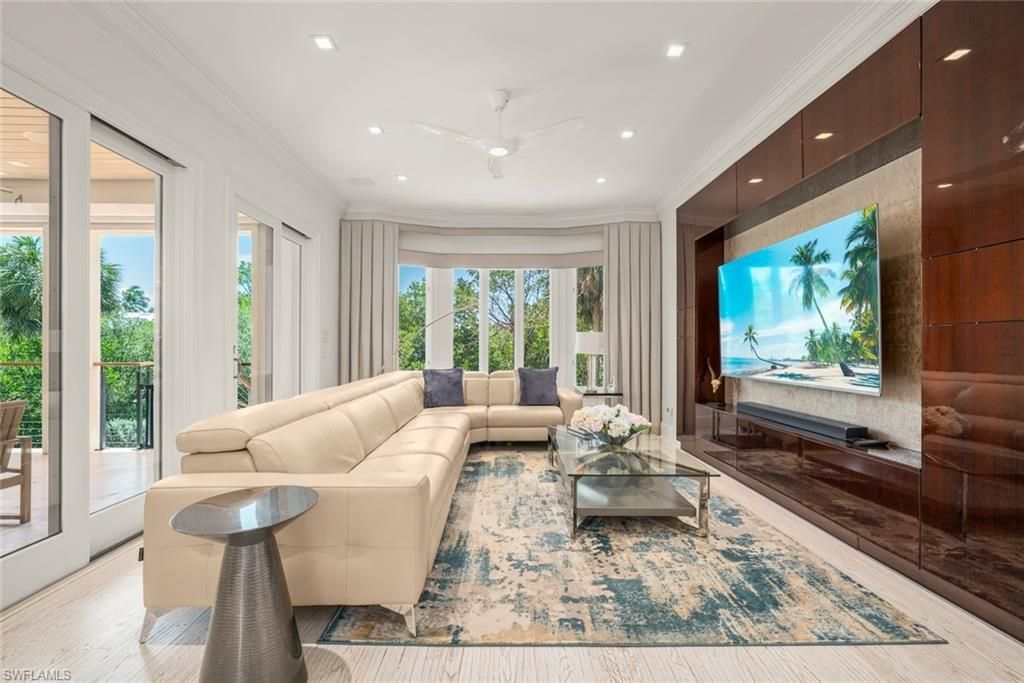 545 Lighthouse Way, Sanibel, FL 33957 Photo