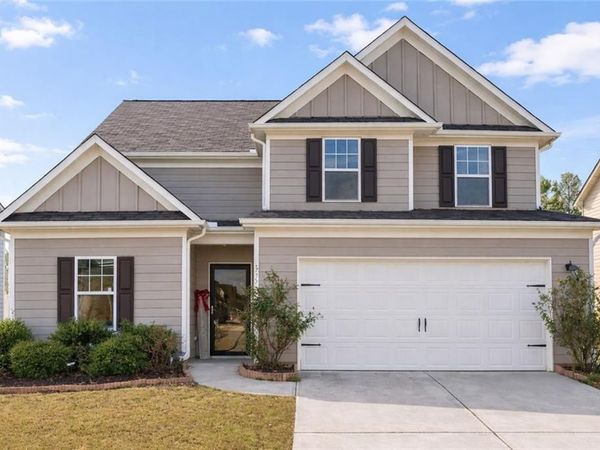 735 Walnut Creek Circle , Pendergrass, GA 30567