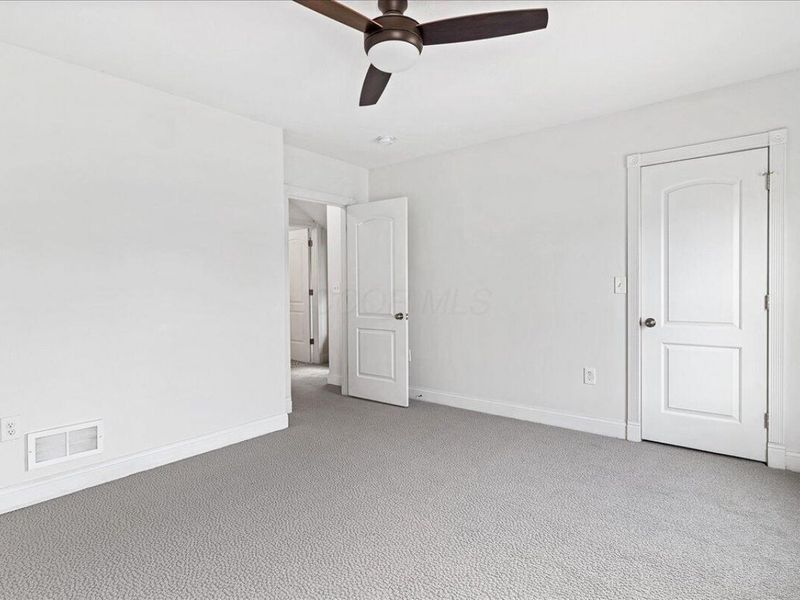 866 E Starr Avenue , Columbus, OH 43201 Photo 18