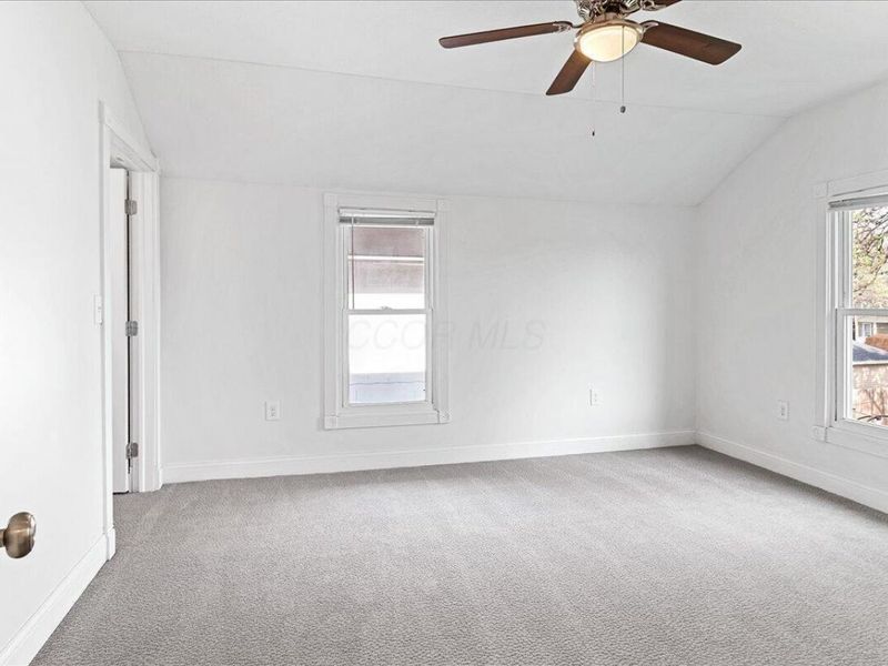 866 E Starr Avenue , Columbus, OH 43201 Photo 19