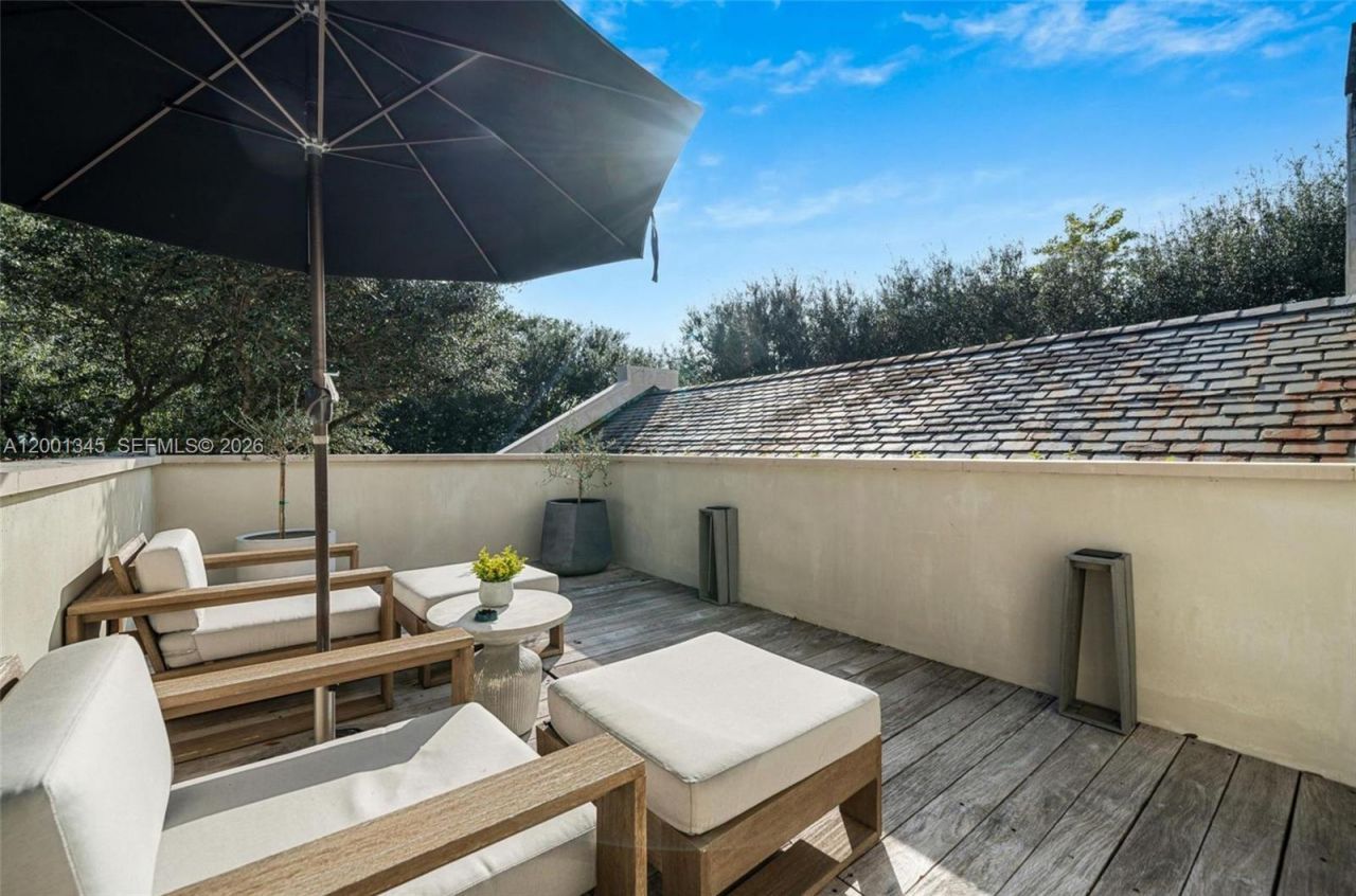 9741 W Suburban Dr, Pinecrest, FL 33156 Photo