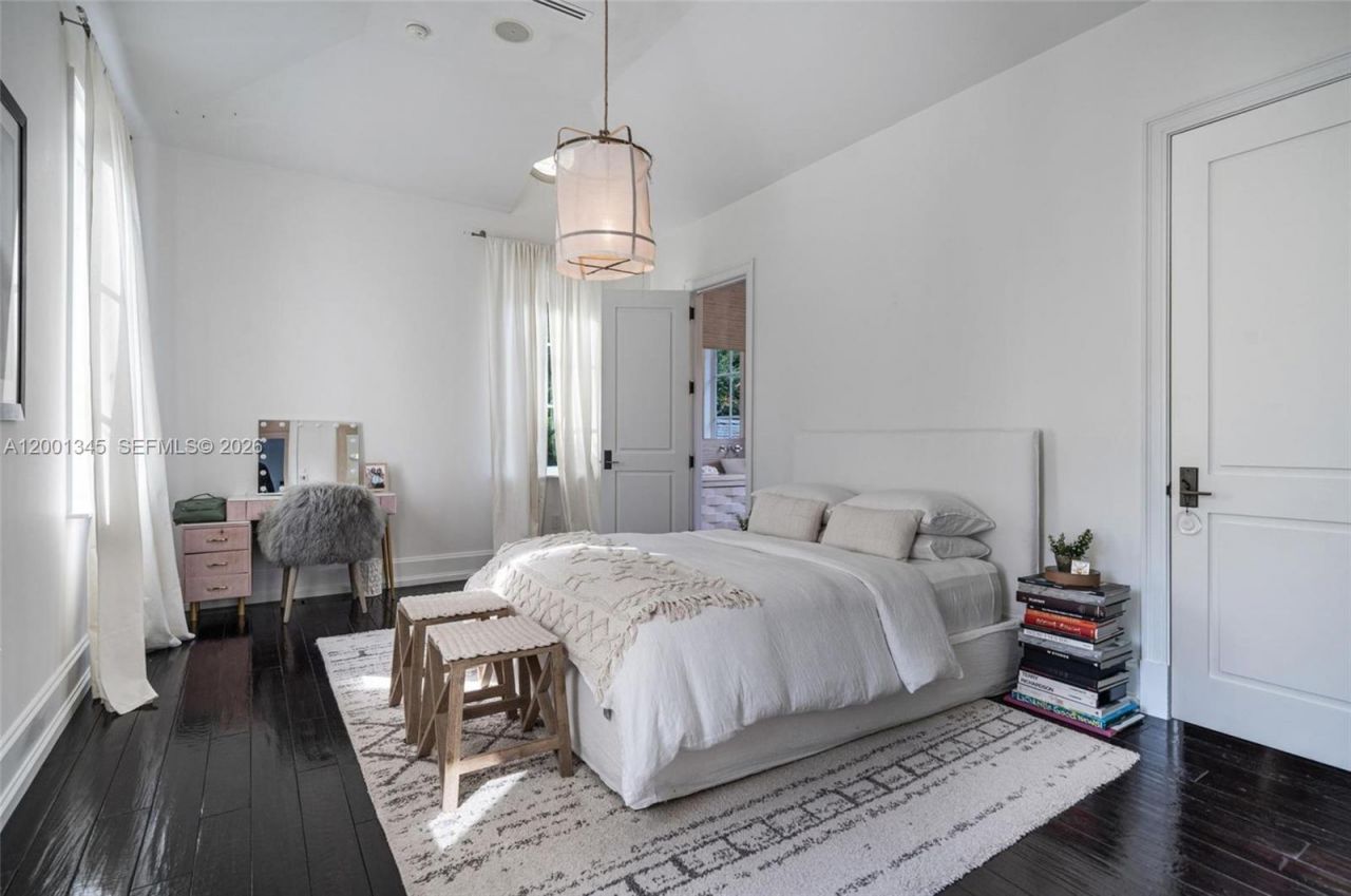 9741 W Suburban Dr, Pinecrest, FL 33156 Photo