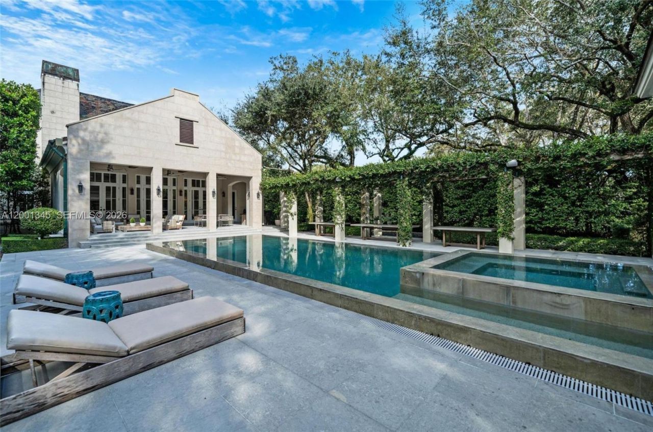 9741 W Suburban Dr, Pinecrest, FL 33156 Photo