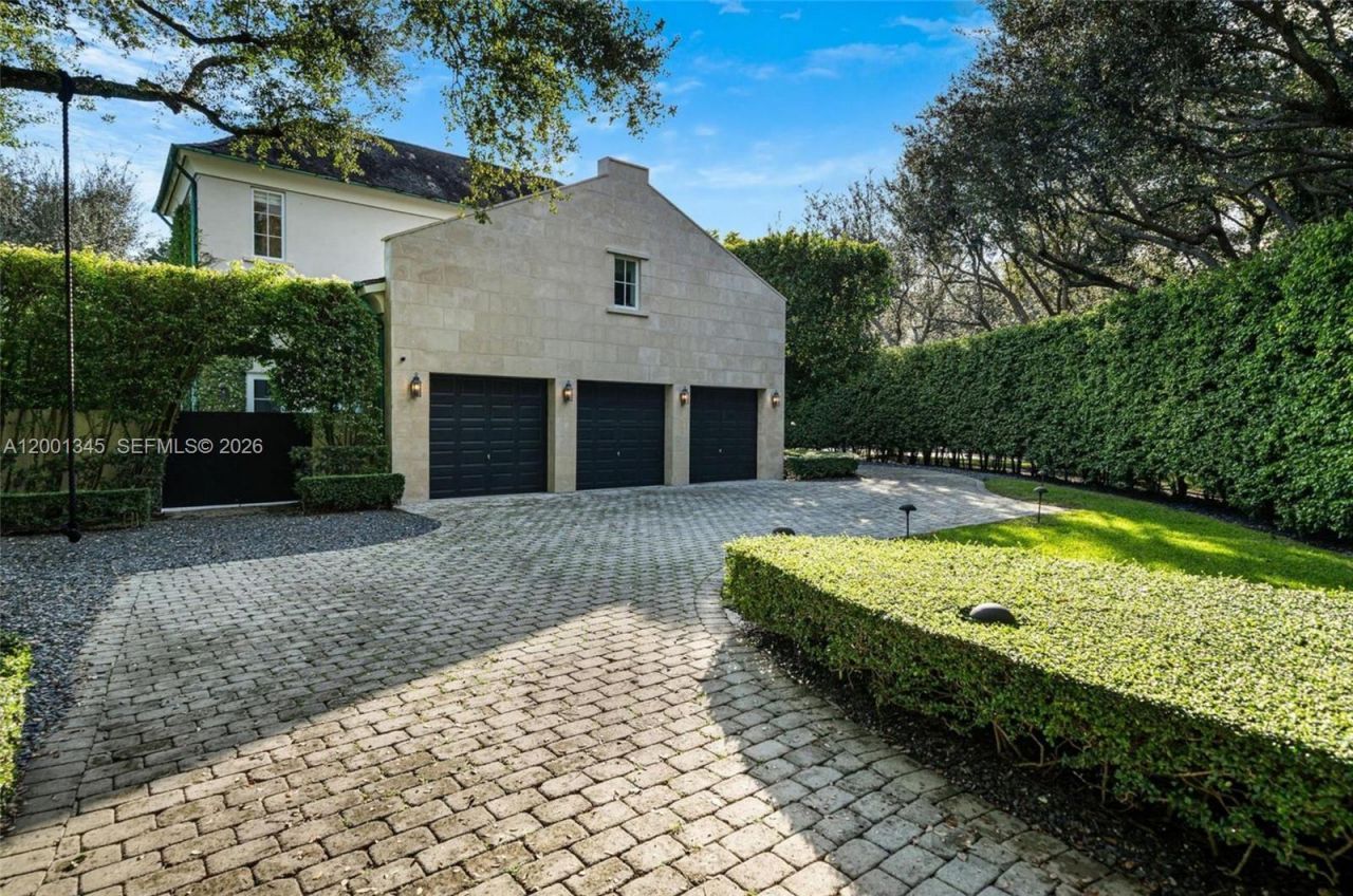 9741 W Suburban Dr, Pinecrest, FL 33156 Photo