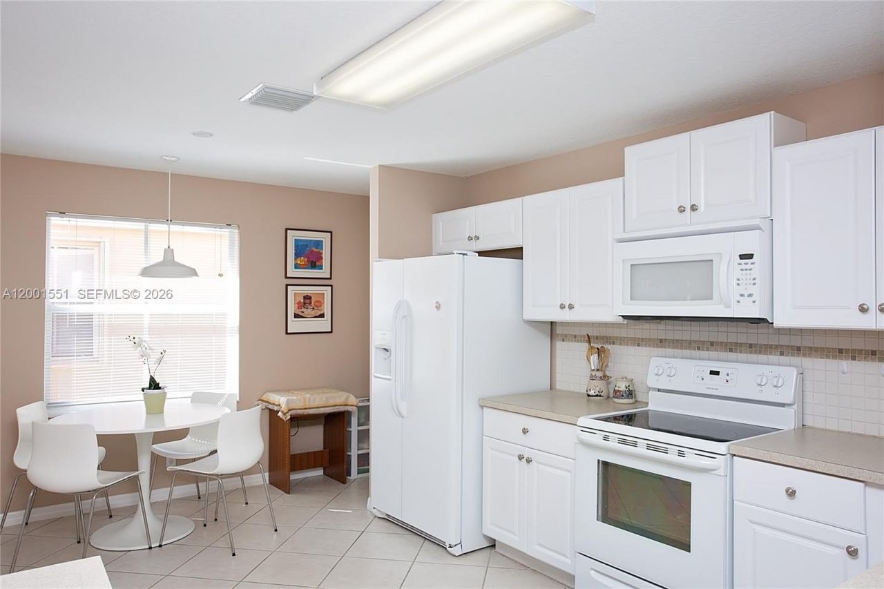 4104 Pine Ridge Ln , Weston, FL 33331 Photo