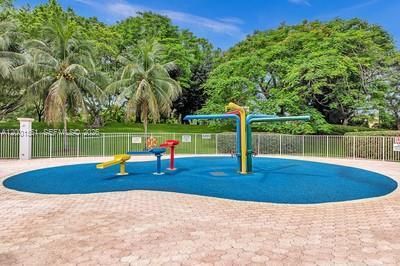 4104 Pine Ridge Ln , Weston, FL 33331 Photo