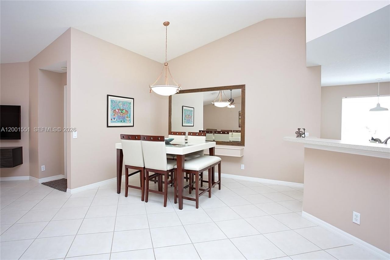 4104 Pine Ridge Ln , Weston, FL 33331 Photo
