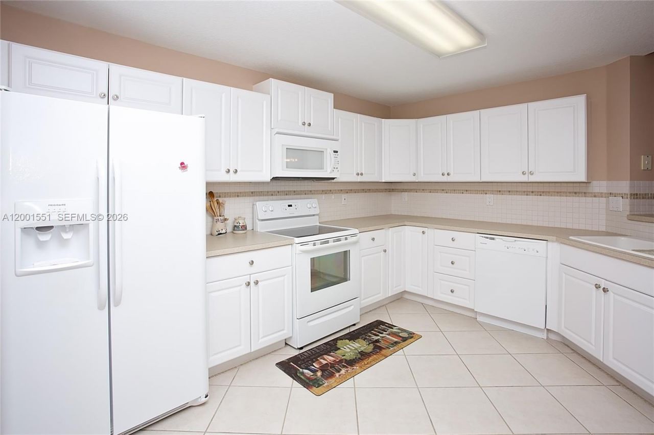 4104 Pine Ridge Ln , Weston, FL 33331 Photo