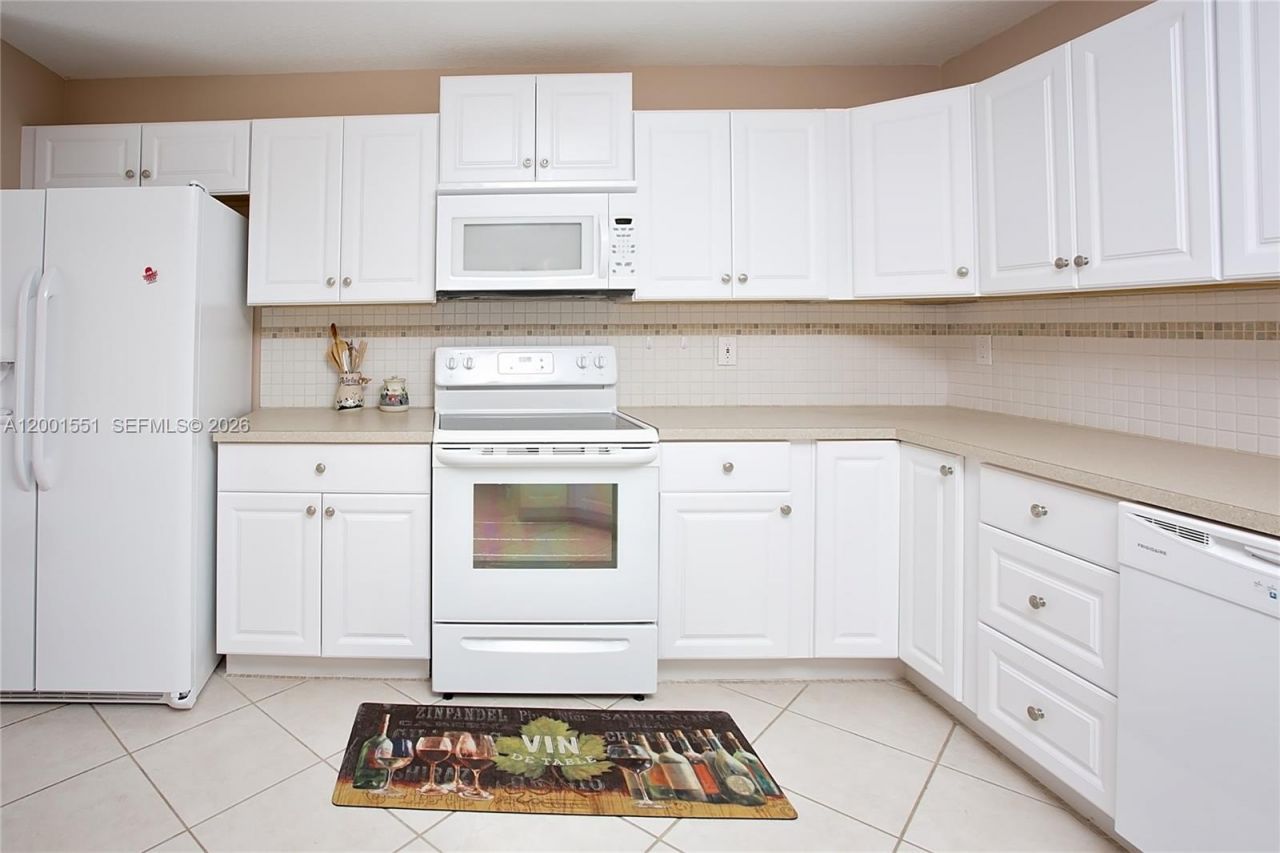 4104 Pine Ridge Ln , Weston, FL 33331 Photo