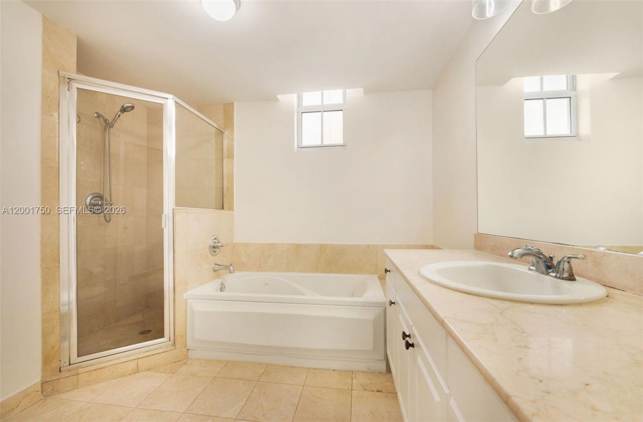 357 Almeria Ave , Unit 1507, Coral Gables, FL 33134 Photo