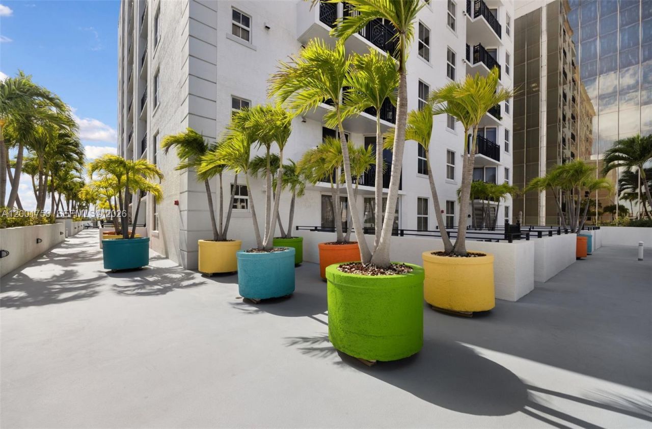 357 Almeria Ave , Unit 1507, Coral Gables, FL 33134 Photo