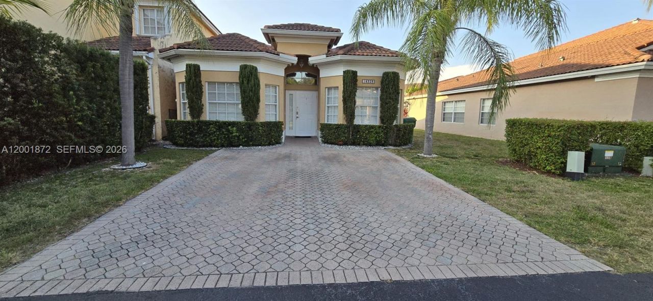 16325 SW 103rd Ter, Unit 16325, Miami, FL 33196 Photo