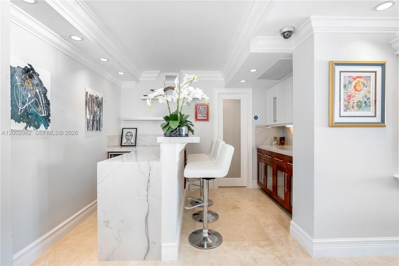 3140 S Ocean Dr (avail 7/15-11/15 Flex), Unit 606, Hallandale Beach, FL 33009 Photo