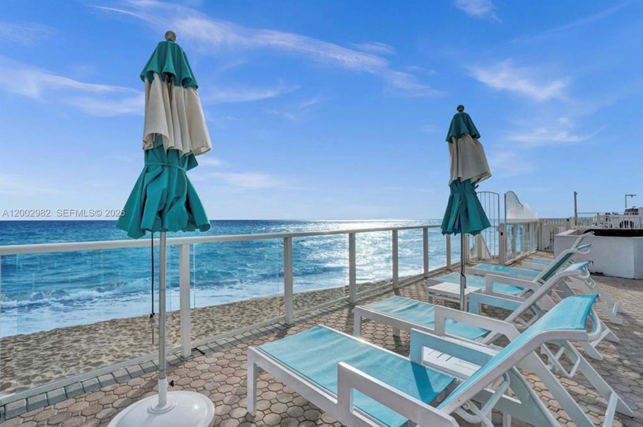 3140 S Ocean Dr (avail 7/15-11/15 Flex), Unit 606, Hallandale Beach, FL 33009 Photo