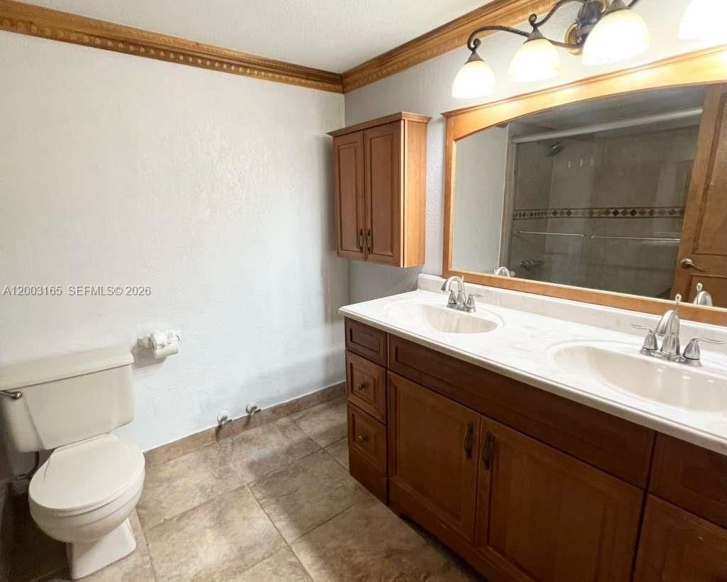 1100 SW 104th Ct , Unit E-103, Miami, FL 33174 Photo