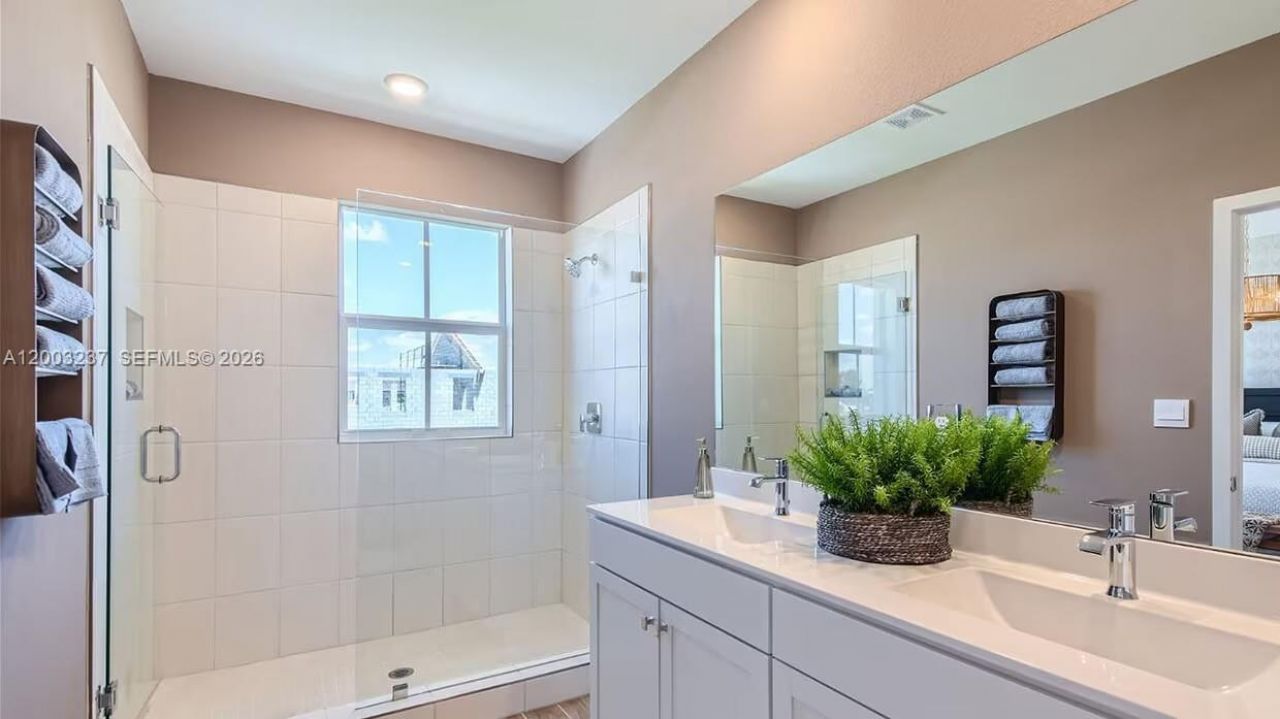 135 SW 171st Ln , Unit N/A, Pembroke Pines, FL 33027 Photo