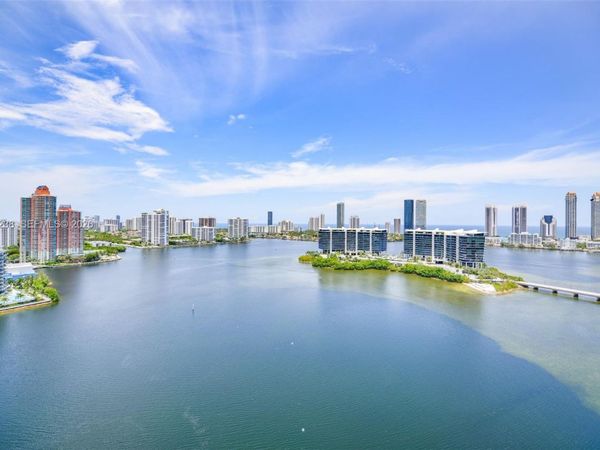 3201 NE 183rd St, Unit 2502, Aventura, FL 33160