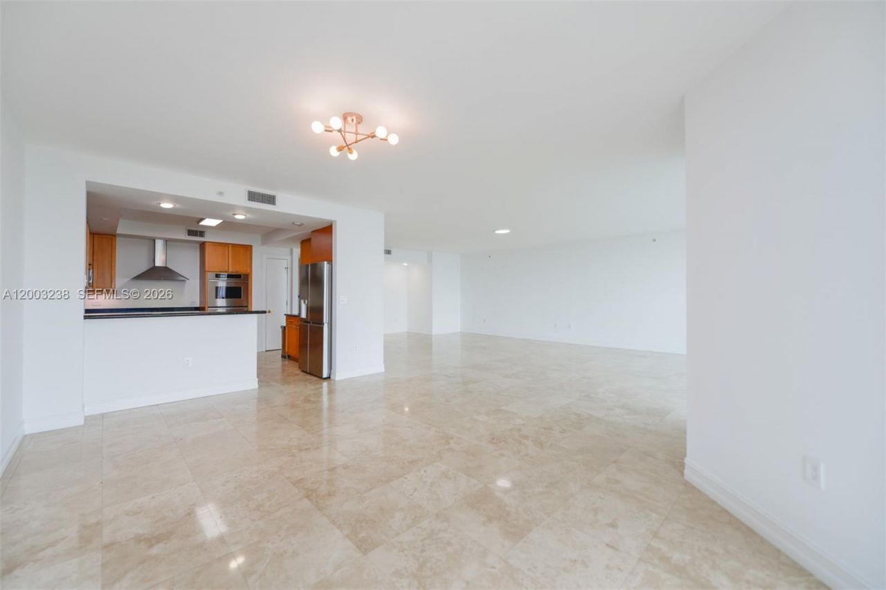 3201 NE 183rd St, Unit 2502, Aventura, FL 33160 Photo