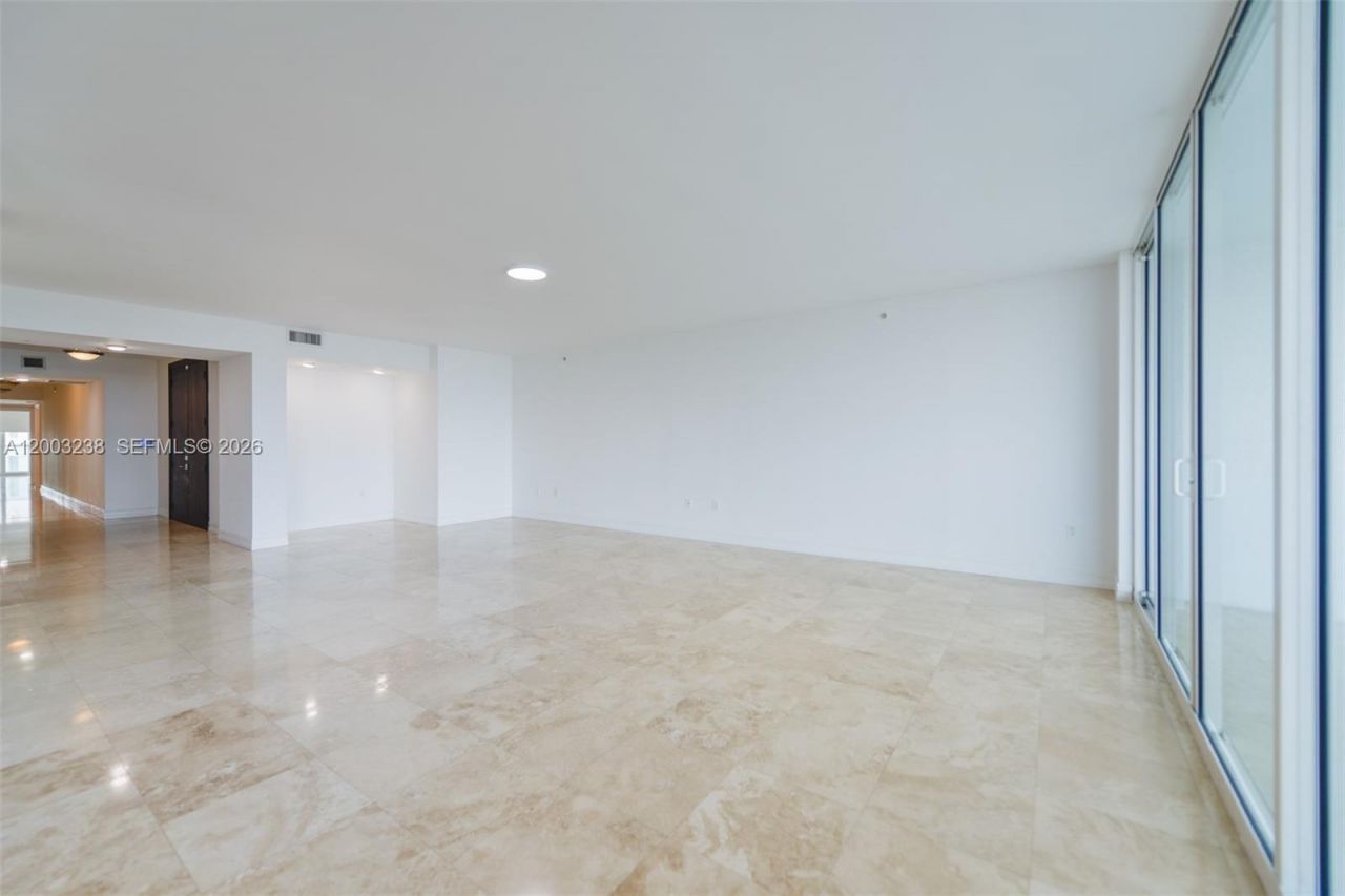 3201 NE 183rd St, Unit 2502, Aventura, FL 33160 Photo