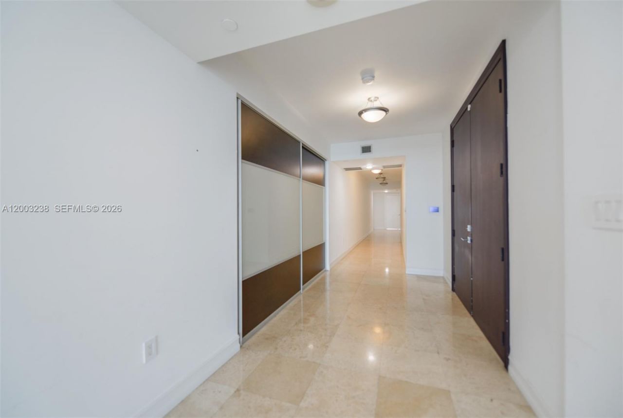 3201 NE 183rd St, Unit 2502, Aventura, FL 33160 Photo