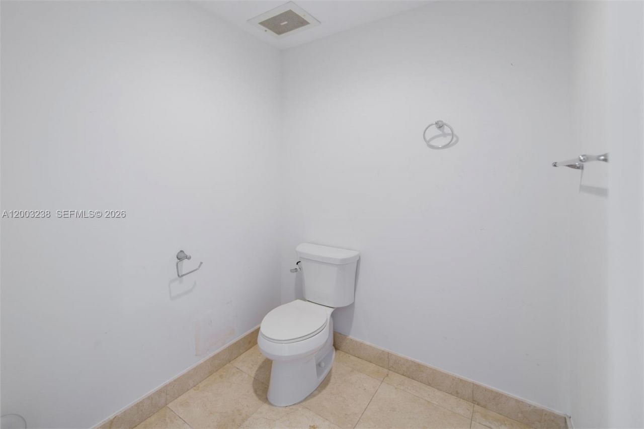 3201 NE 183rd St, Unit 2502, Aventura, FL 33160 Photo