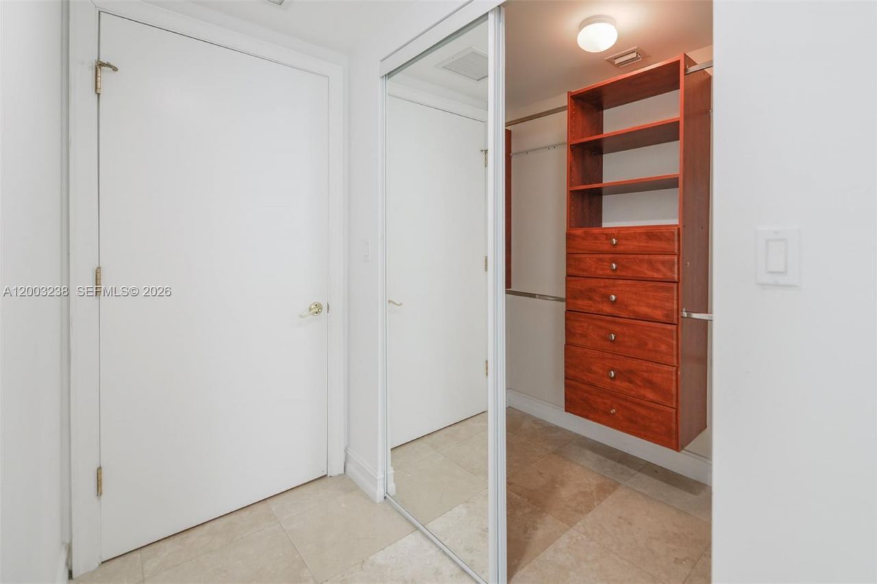 3201 NE 183rd St, Unit 2502, Aventura, FL 33160 Photo