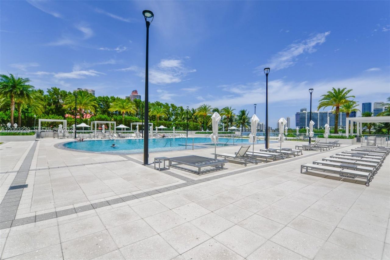 3201 NE 183rd St, Unit 2502, Aventura, FL 33160 Photo