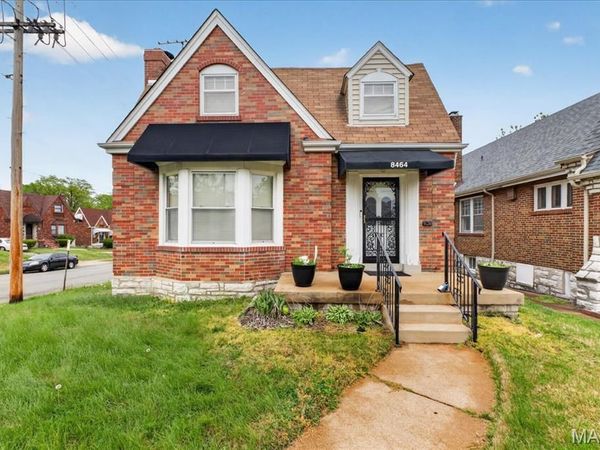 8464 Edna Street , St Louis, MO 63147