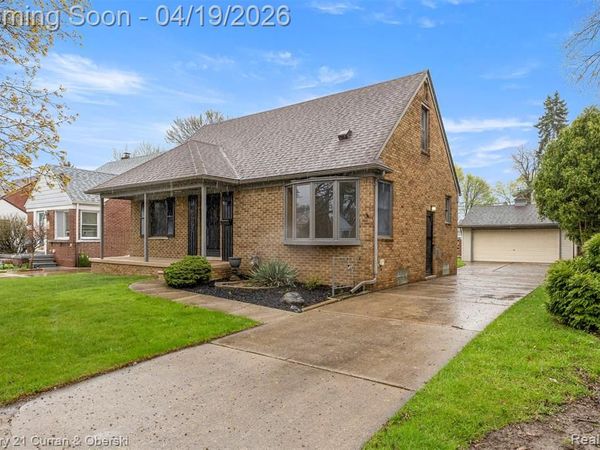 6593 King Avenue, Allen Park, MI 48101