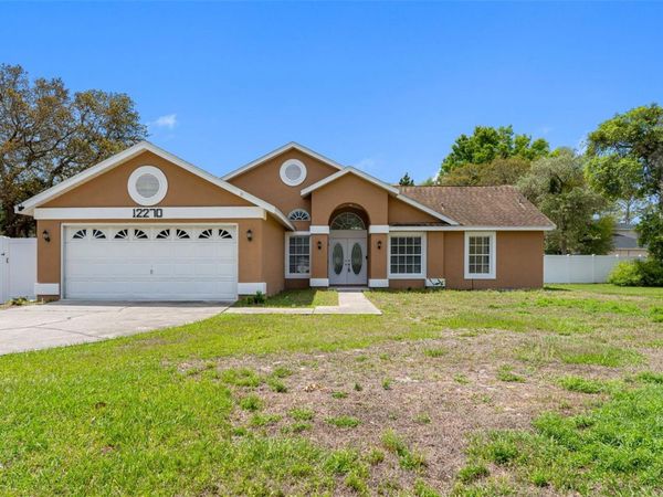12270 PADRON BOULEVARD , SPRING HILL, FL 34609