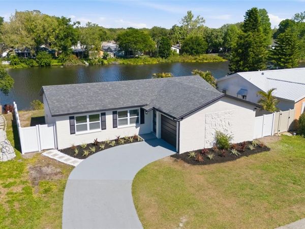 1423 CHESTERFIELD DRIVE, DUNEDIN, FL 34698