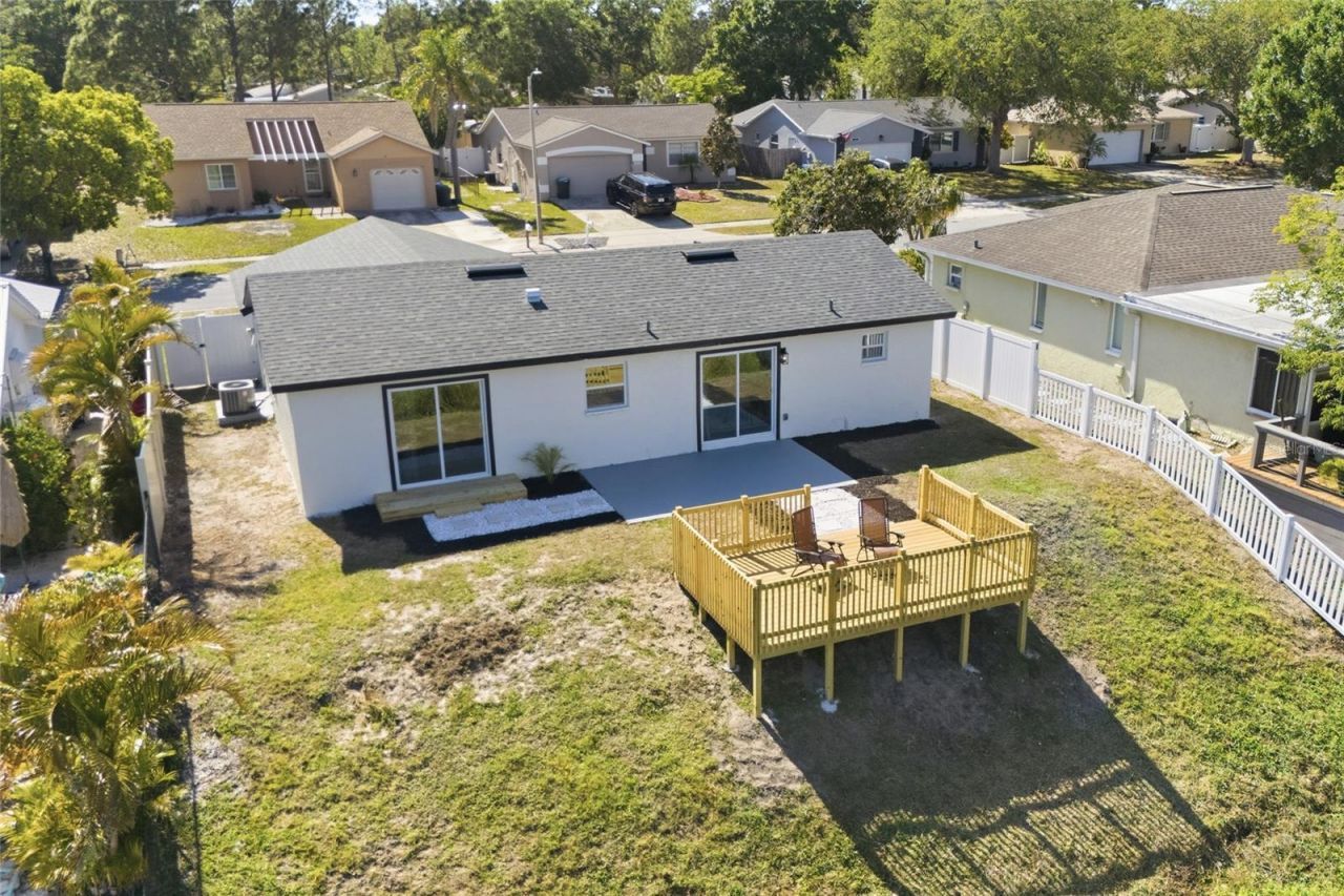 1423 Chesterfield Drive, Dunedin, FL 34698 Photo