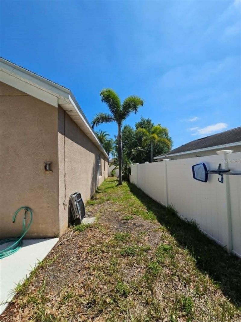 7181 50th Avenue Circle E, Palmetto, FL 34221 Photo