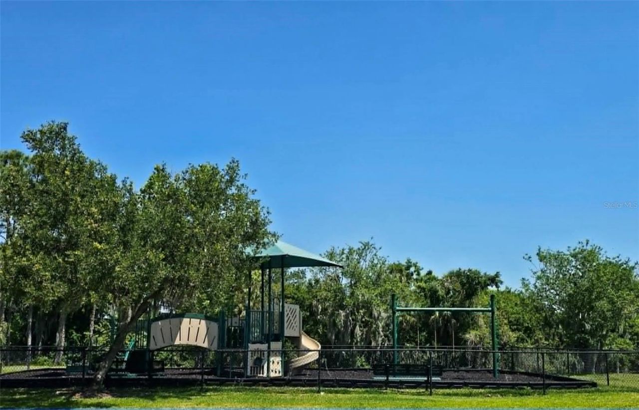 7181 50th Avenue Circle E, Palmetto, FL 34221 Photo