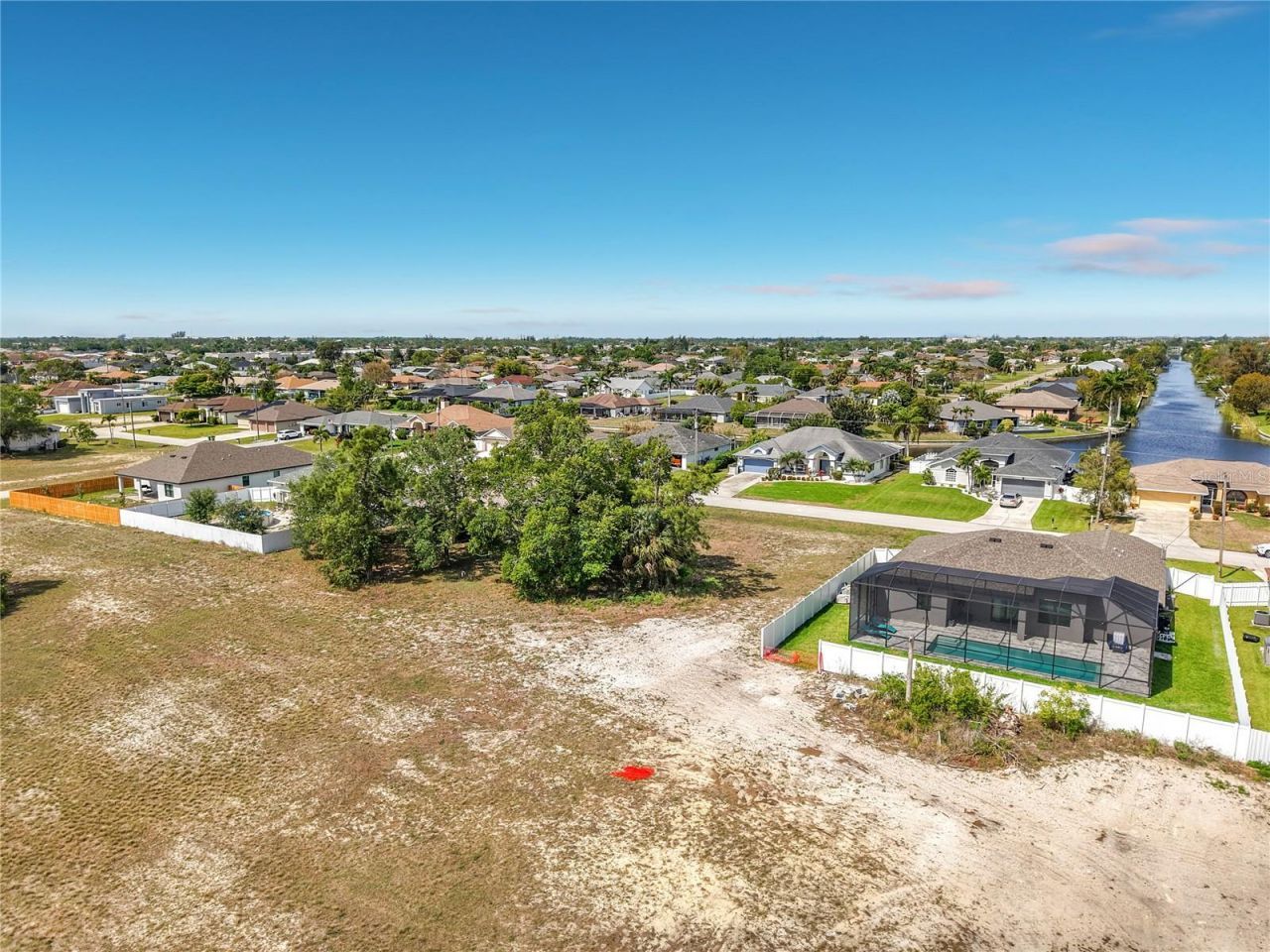 1305 SW 8th Place , Cape Coral, FL 33991 Photo