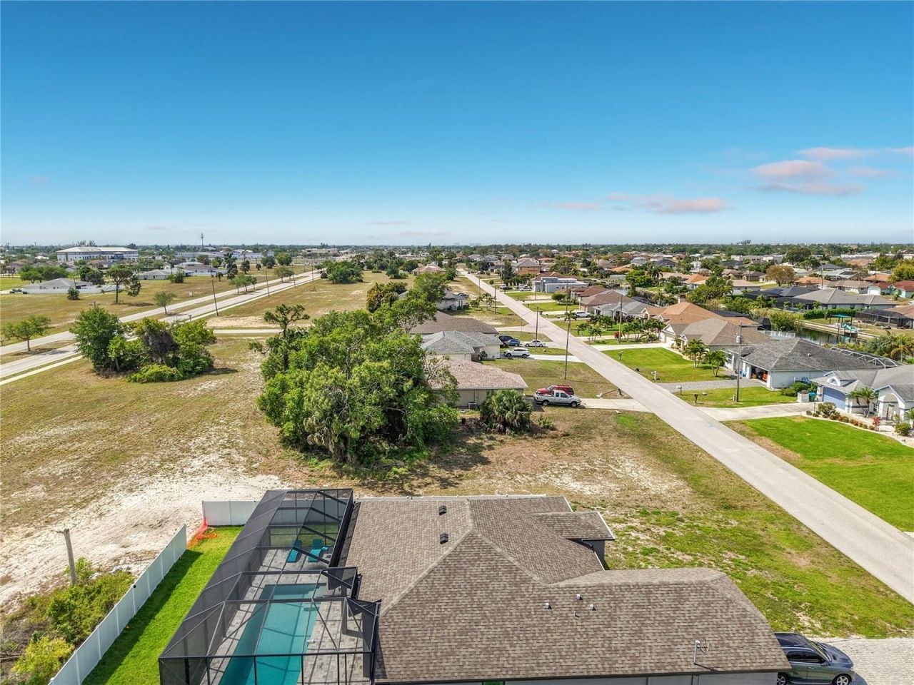 1305 SW 8th Place , Cape Coral, FL 33991 Photo