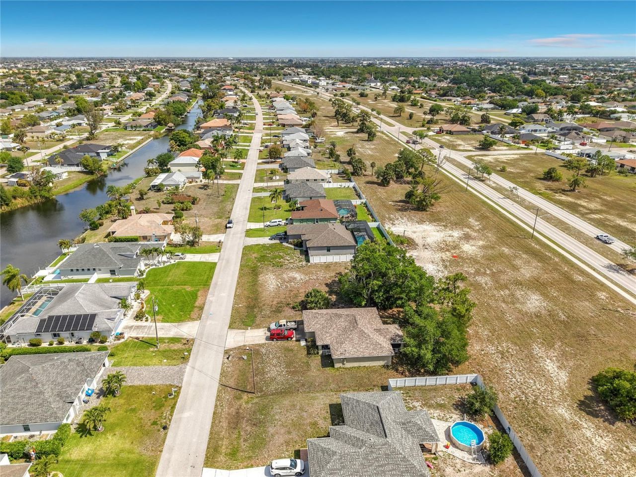 1305 SW 8th Place , Cape Coral, FL 33991 Photo