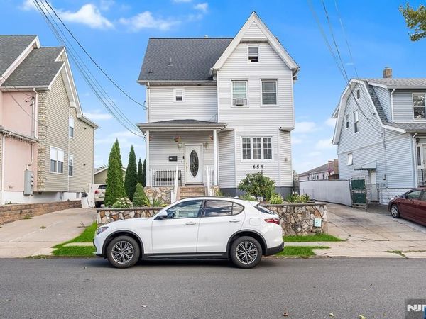 656 Devon Street, KEARNY, NJ 07032