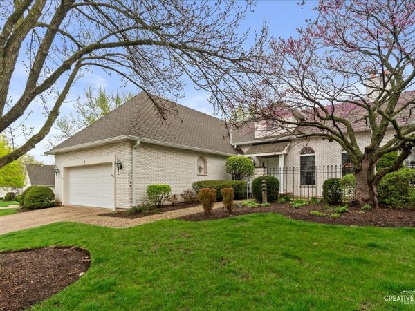 6 Glengarry Lane , Sugar Grove, IL 60554